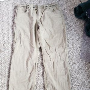 Levis Denizen Athletic Fit Tan Pants